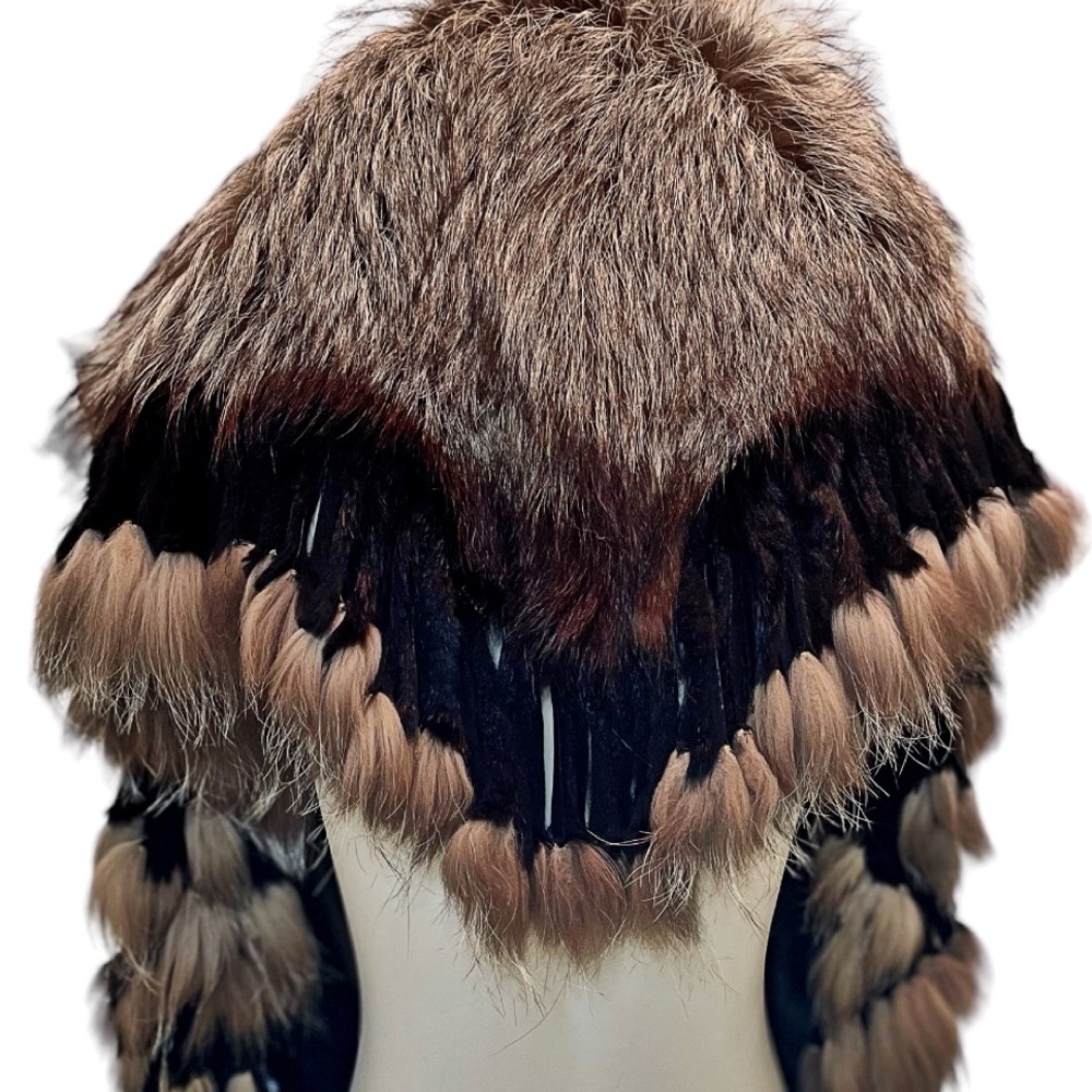 VINTAGE - Genuine Fox Fur with Multi-Tail Stole